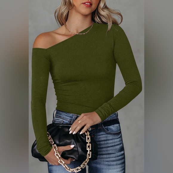 Cherish The Moment Asymmetrical Long Sleeve Top - Picture 2 of 4